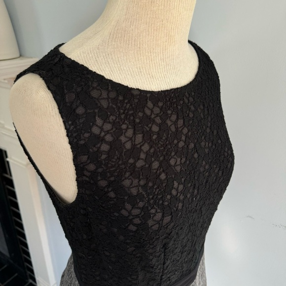 Ann Taylor lace & tweed peplum top in black gray & white Size 8 EUC - Picture 4 of 10